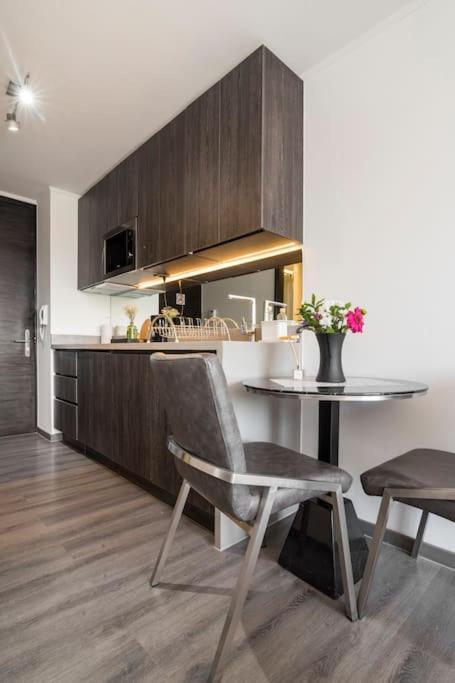 Hermoso Apartamento En El Casco Historico De Сантяго Екстериор снимка